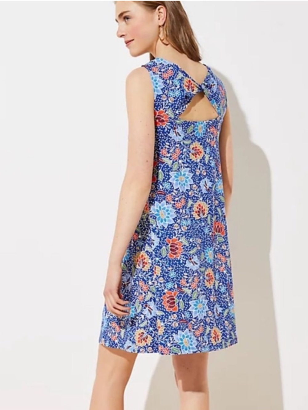 LOFT Blue Floral Sleeveless Dress‎ with Back Cutout- worn about 5x-99 retail